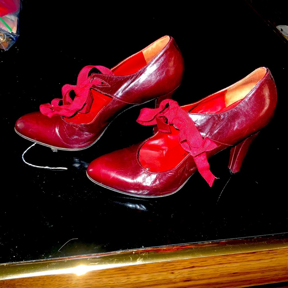 YSL Burgundy Vintage Leather Pumps Size 7m